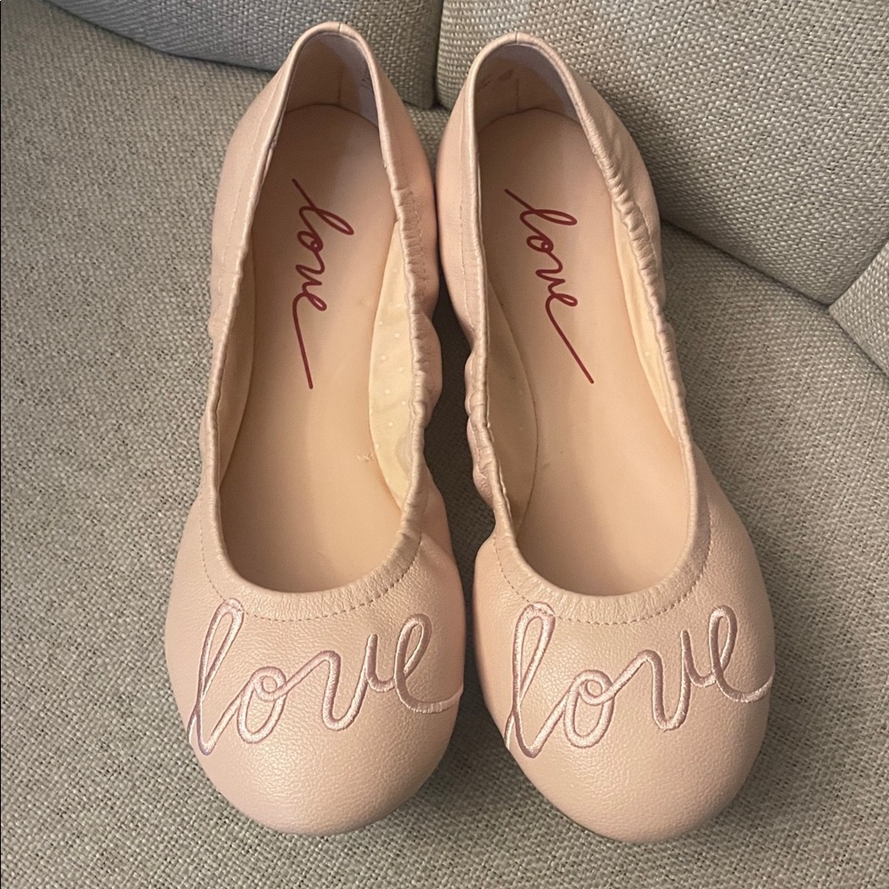 Pink Ballet Flats Girls size 3. Love script. Ellen Degeneres. - Picture 3 of 7